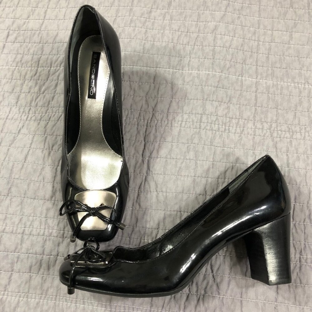 Bandolino Heels Women 9.5 Black Patent Jardona Pumps Buckle Non Slip Block Heel